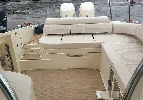 Boat seating layouts are supported by Marine Kings of Miami with boat maintenance services in Miami, Florida.