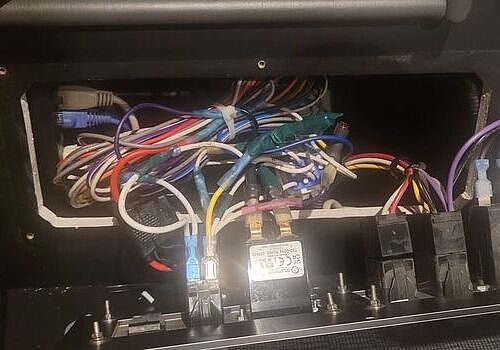 Car radio wiring reflects marine electrical troubleshooting handled by Marine Kings of Miami.