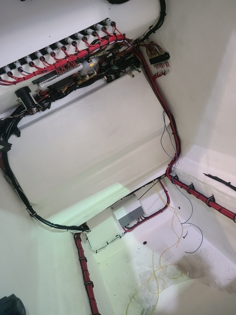 Internal wiring boxes are serviced by Marine Kings of Miami with marine electrical troubleshooting in Miami, Florida.