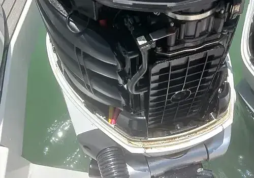 Multiple propellers are serviced by Marine Kings of Miami with outboard engine service.